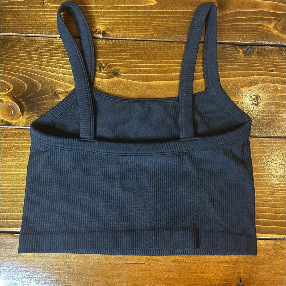 Colsie Black Ribbed Tank Top - Picture 2 of 4